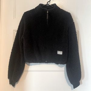 H&M Cropped 1/2 Zip Fleece
